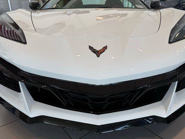 New 2026 Chevrolet Corvette Z06 w/ Stealth Interior Trim Package RWD image 9