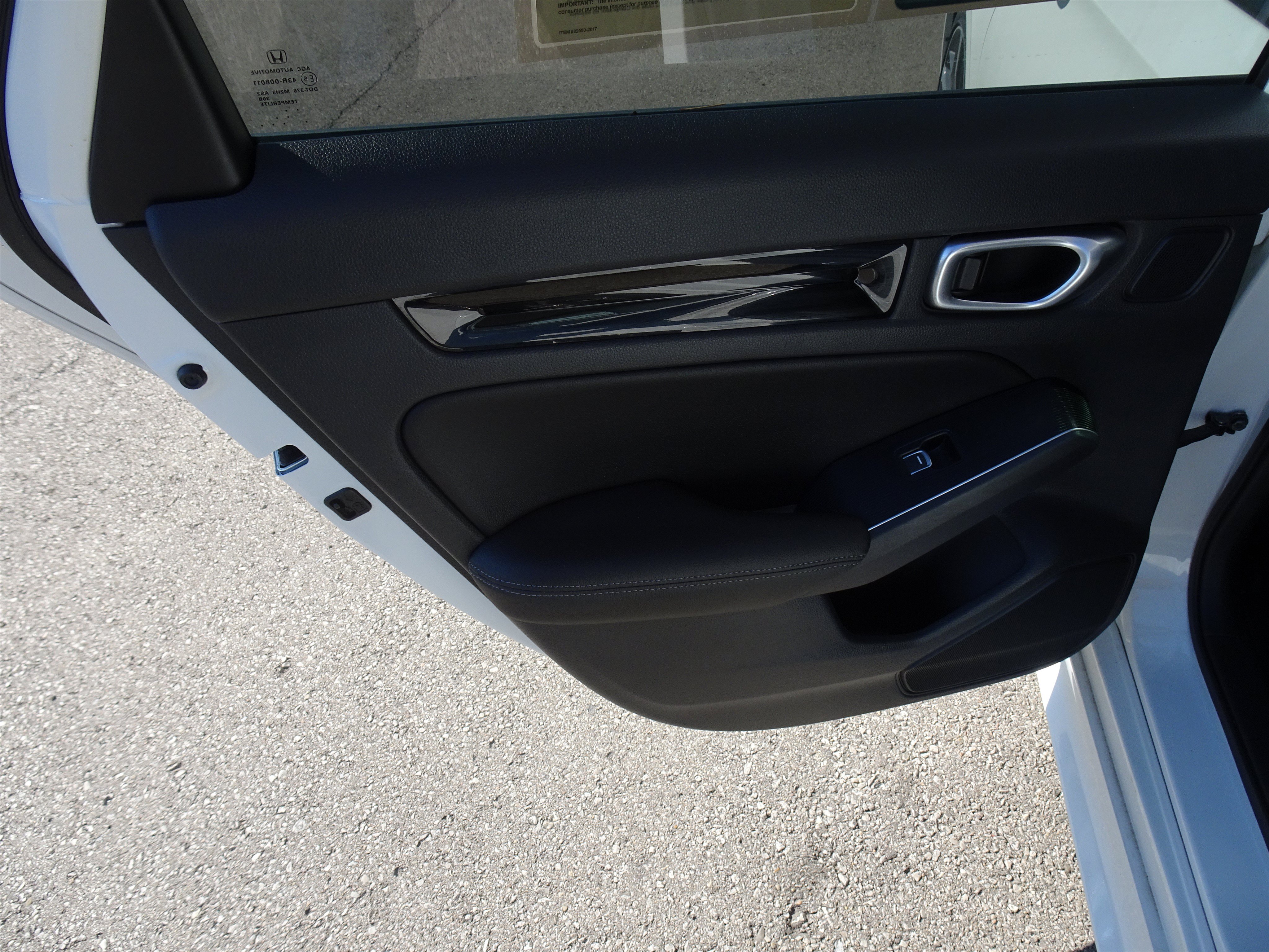Used 2023 Honda Civic Touring image 16