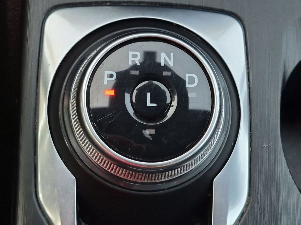 Used 2024 Ford Escape ST-Line w/ Tech Pack #1 FWD image 27