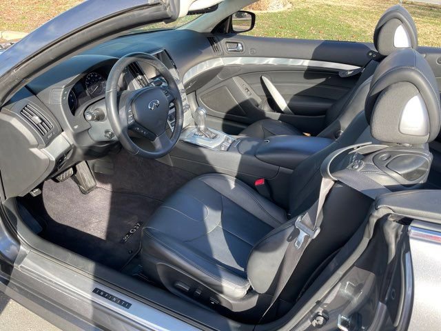 Used 2012 INFINITI G37 Sport w/ Premium Pkg image 11