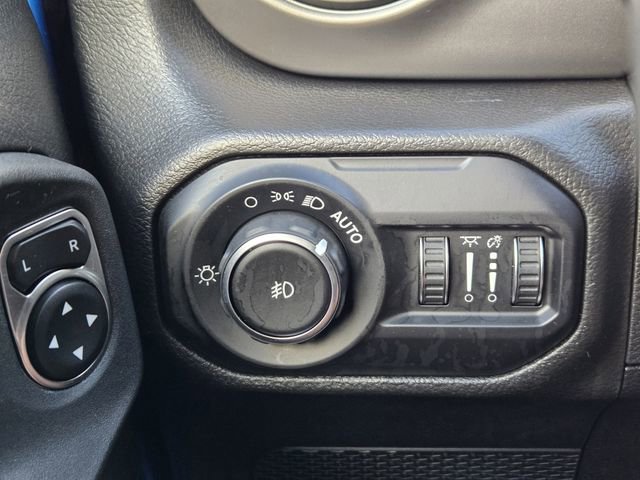 Used 2021 Jeep Wrangler Unlimited Sport image 24