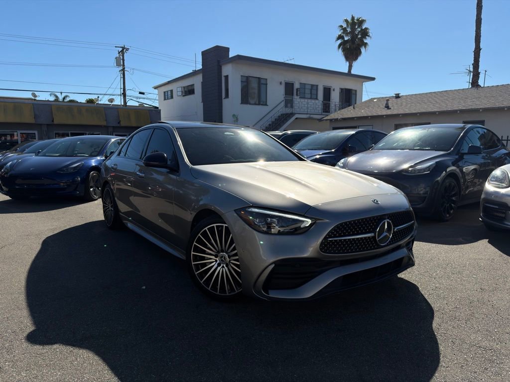 Used 2023 Mercedes-Benz C 300 Sedan image 3