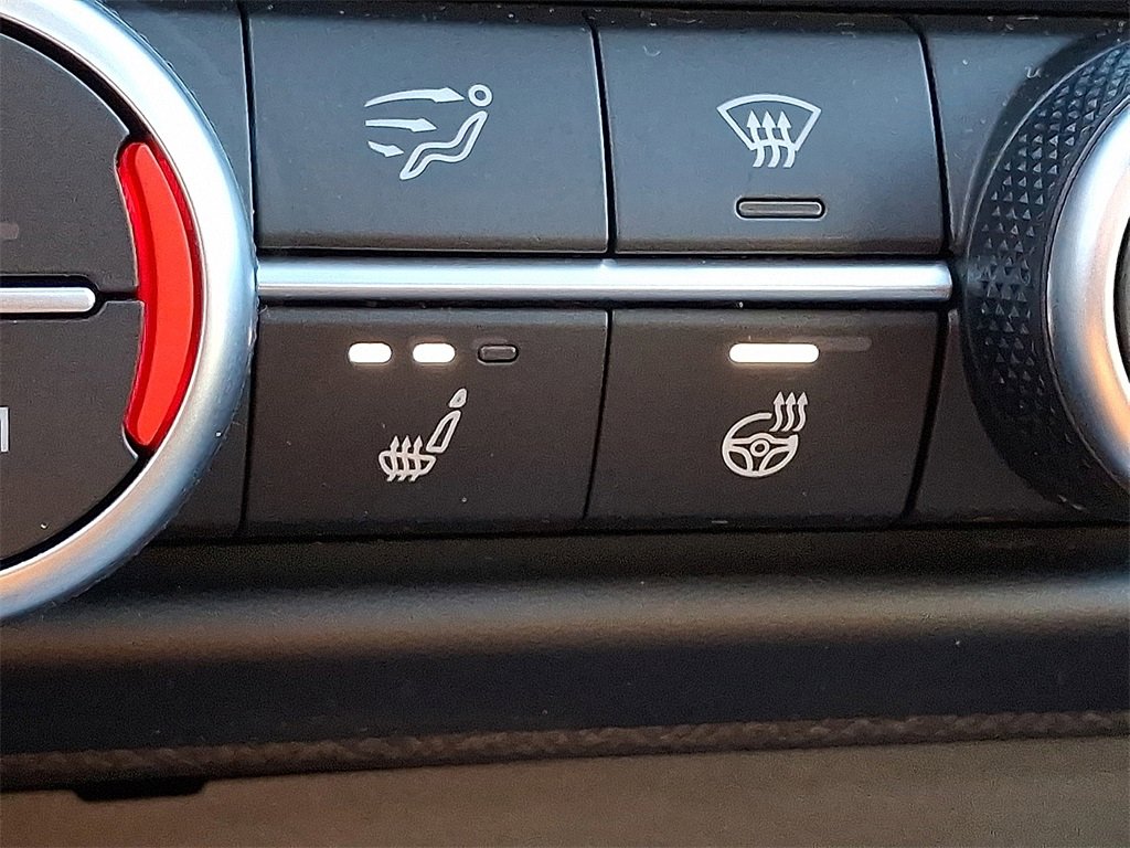 Used 2018 Alfa Romeo Giulia AWD image 19