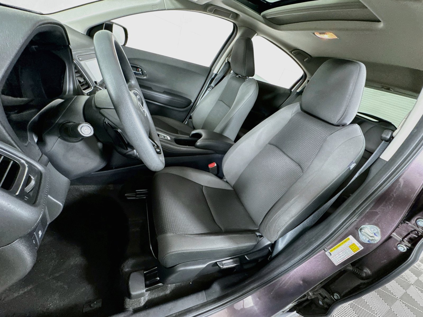 Used 2020 Honda HR-V EX image 12