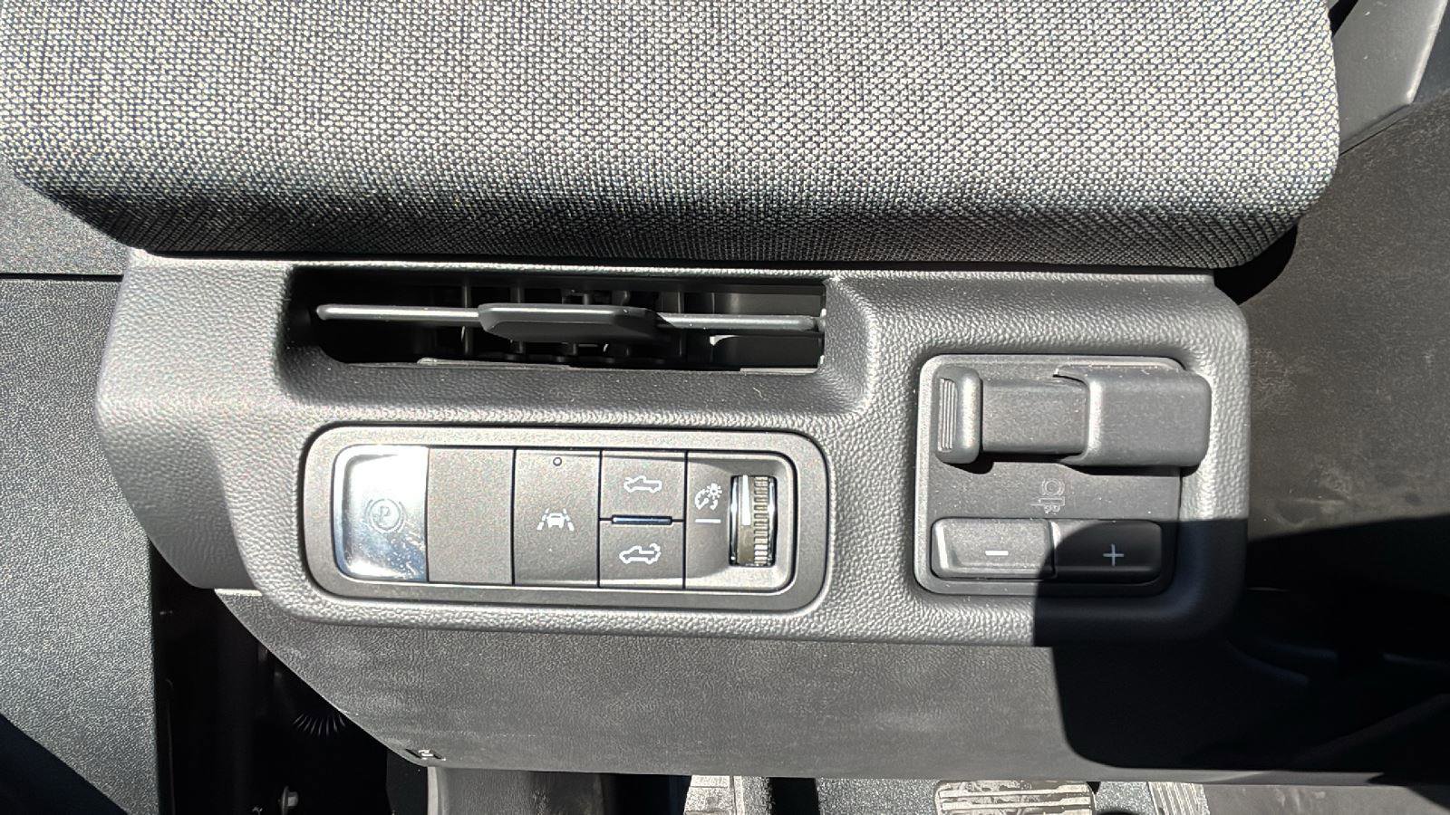 New 2026 GMC Sierra EV Elevation image 12