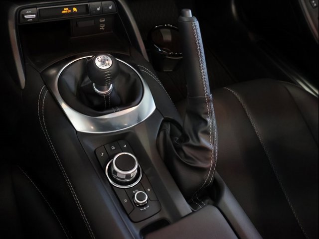 New 2025 MAZDA MX-5 Miata RF Grand Touring w/ Weather Package image 35