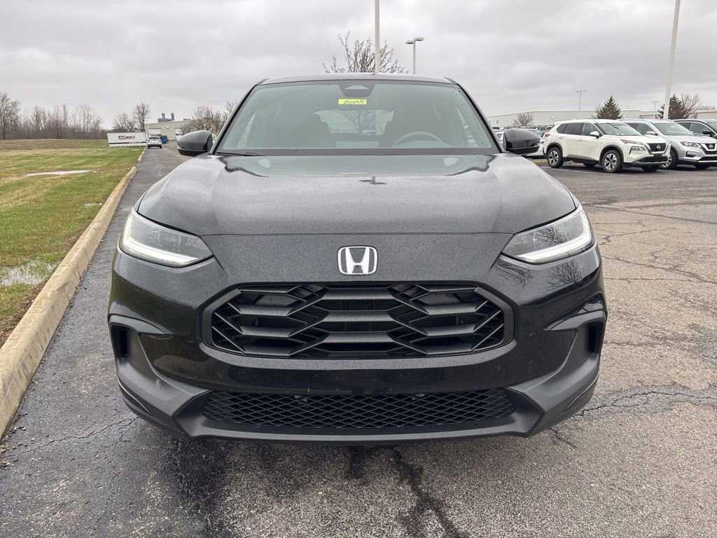 Used 2023 Honda HR-V Sport image 2