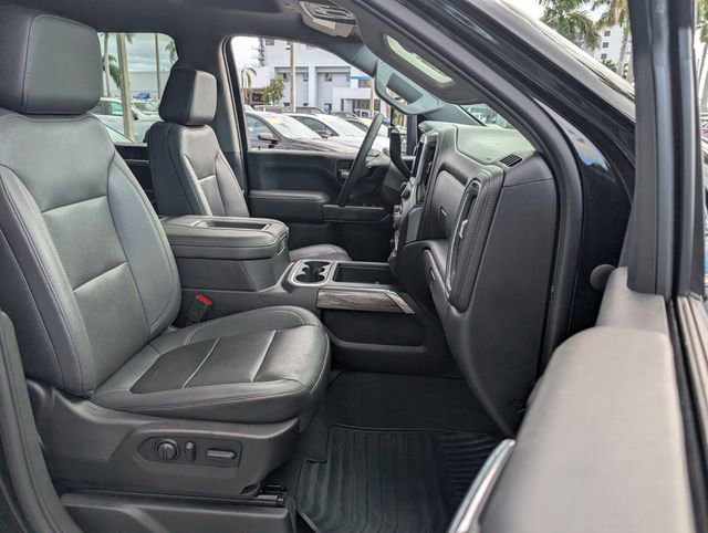 Used 2022 Chevrolet Silverado 2500 LTZ w/ LTZ Convenience Package image 21