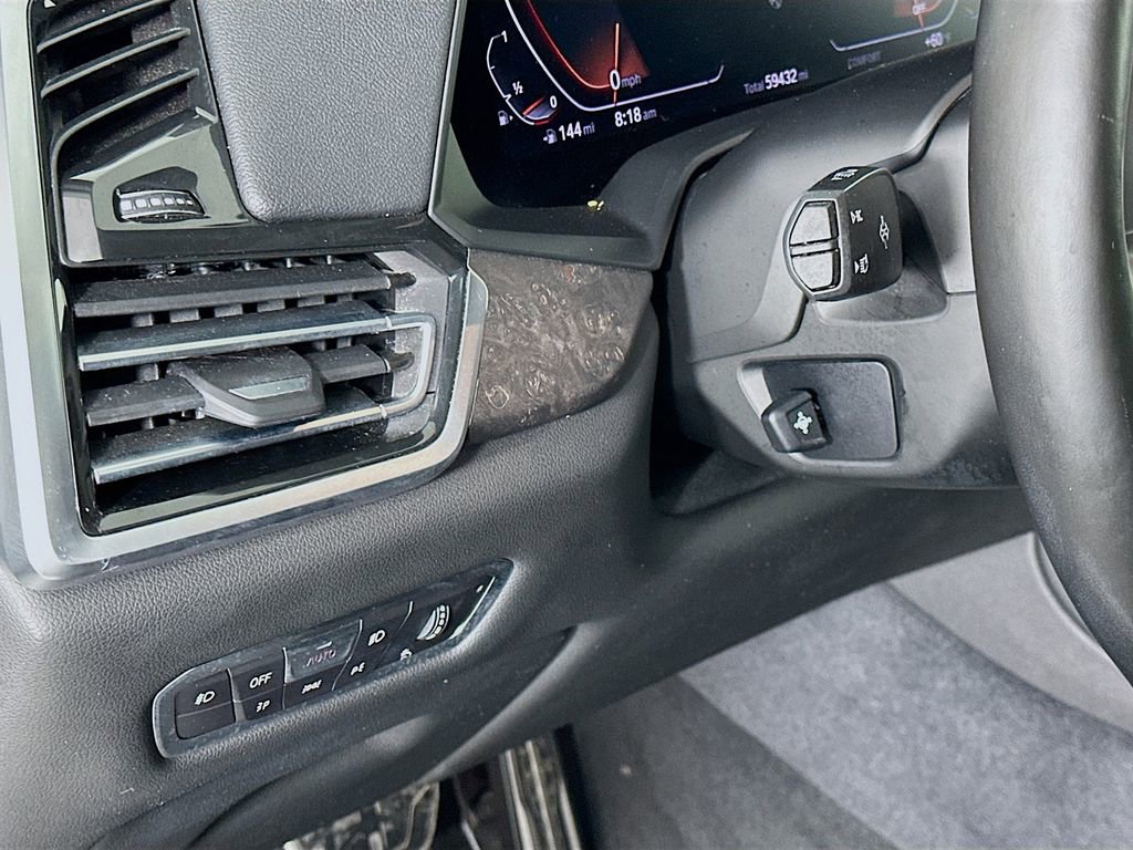 Used 2019 BMW X5 xDrive40i w/ M Sport Package image 10