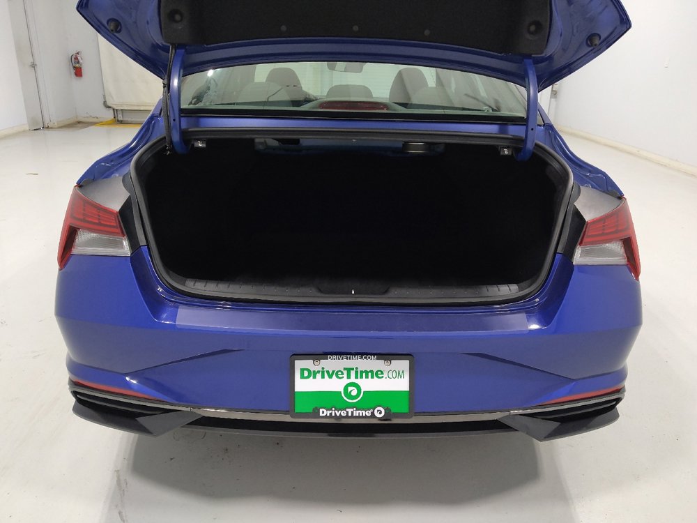 Used 2022 Hyundai Elantra SEL w/ Convenience + Premium Package FWD image 29