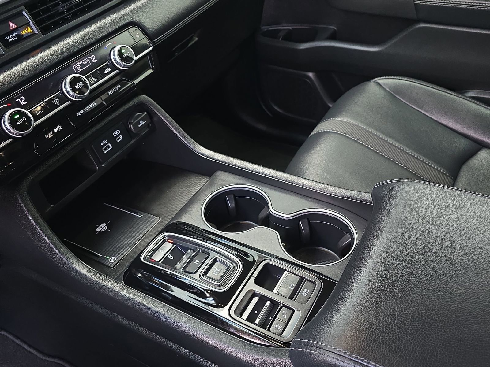 Certified 2025 Honda Pilot Touring image 25
