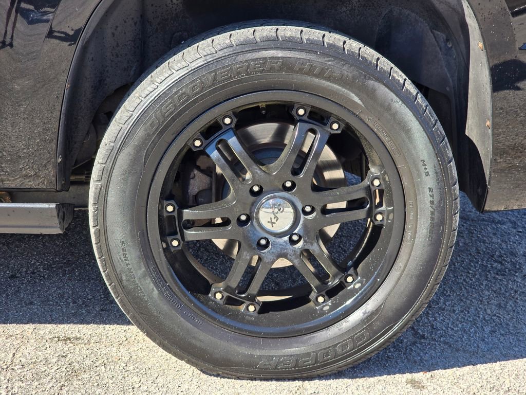 Used 2007 Chevrolet Avalanche LTZ w/ LTZ Preferred Equipment Group image 24