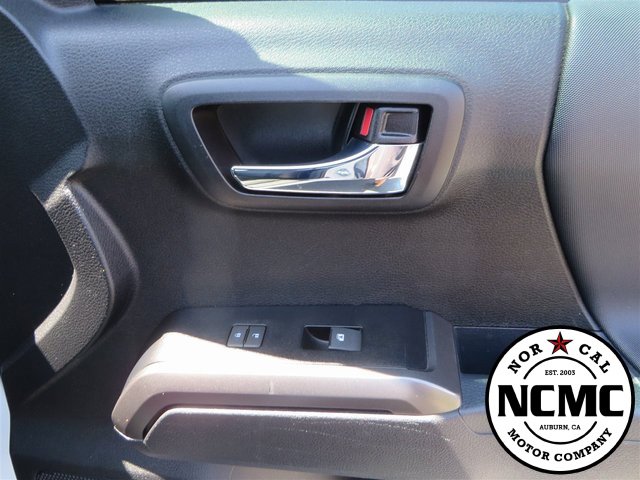 Used 2021 Toyota Tacoma TRD Sport image 43