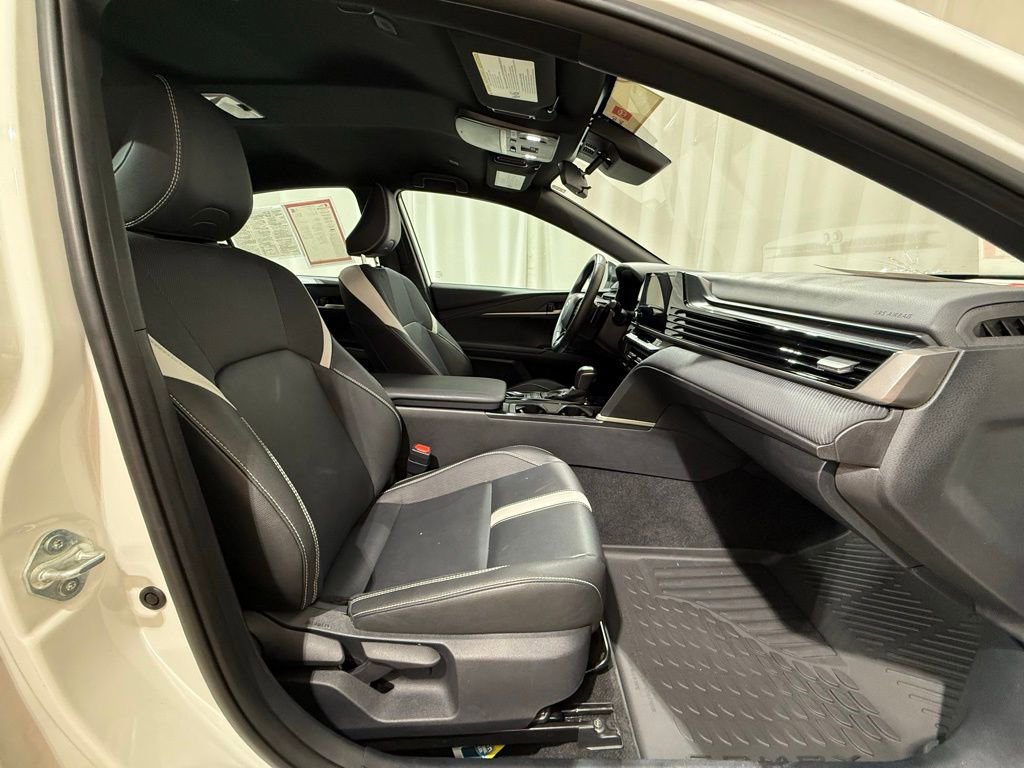 Certified 2025 Toyota Camry SE FWD image 18