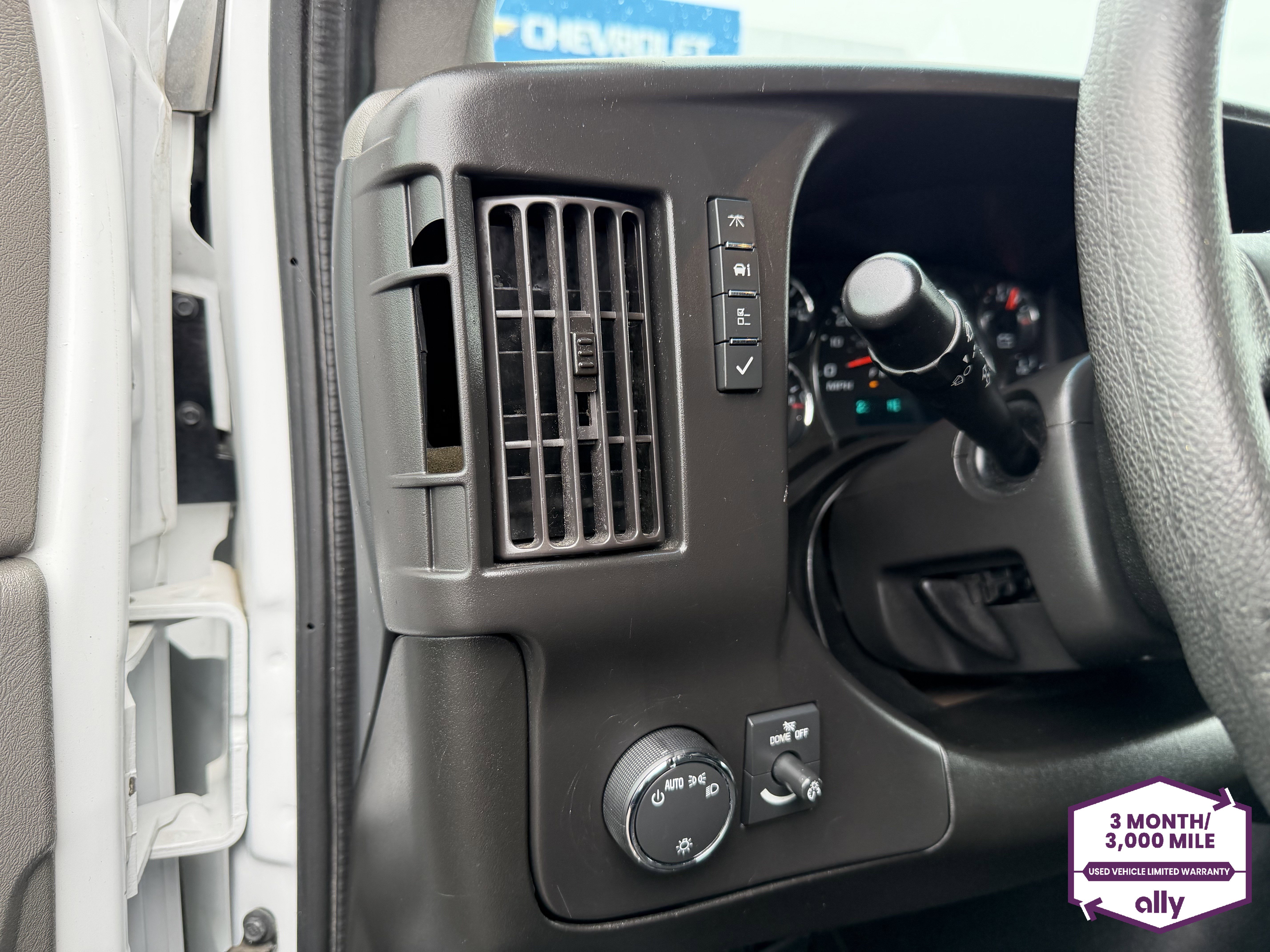 Used 2024 Chevrolet Express 2500 w/ Driver Convenience Package image 13