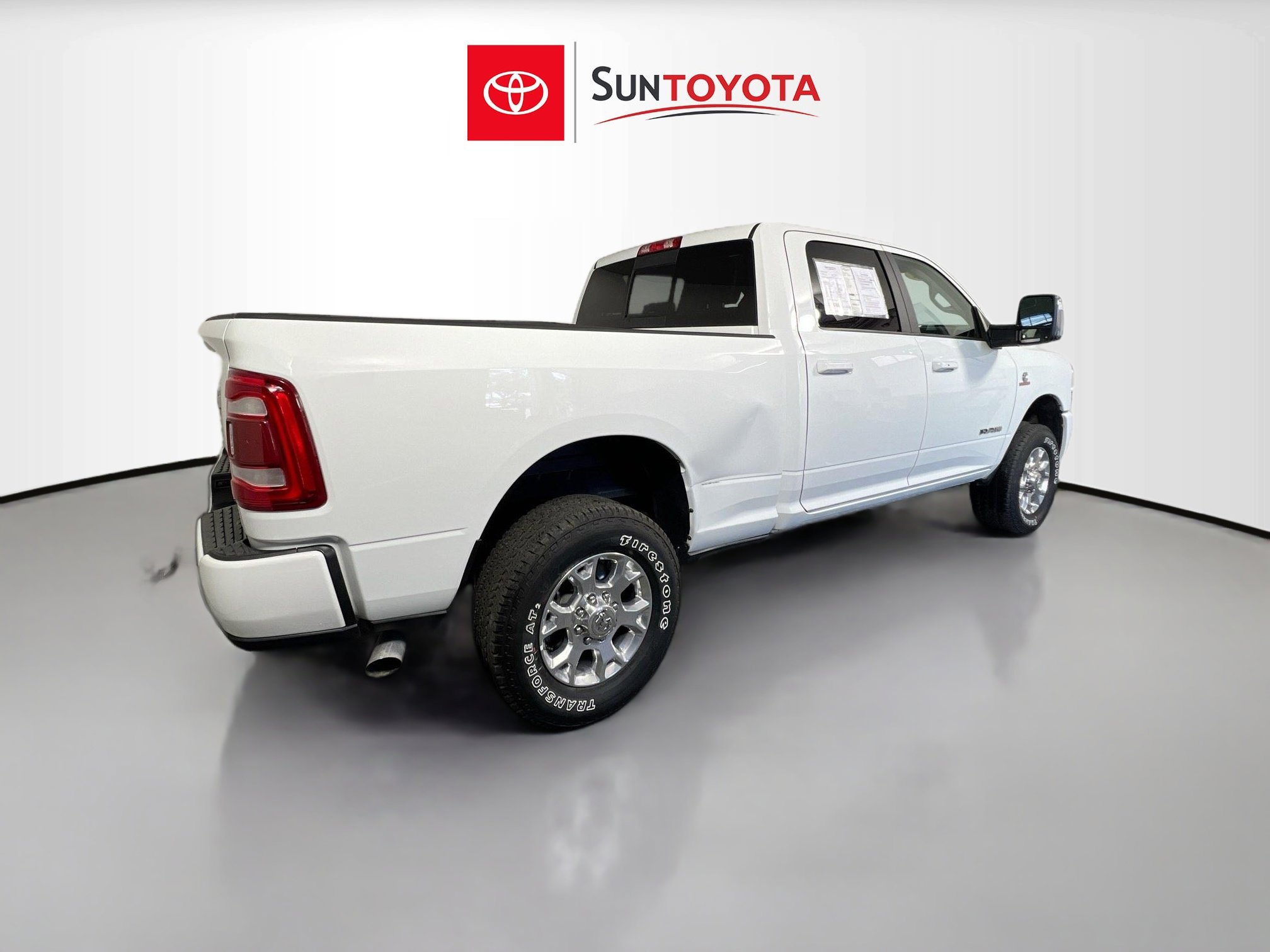Used 2024 RAM 2500 Laramie image 4