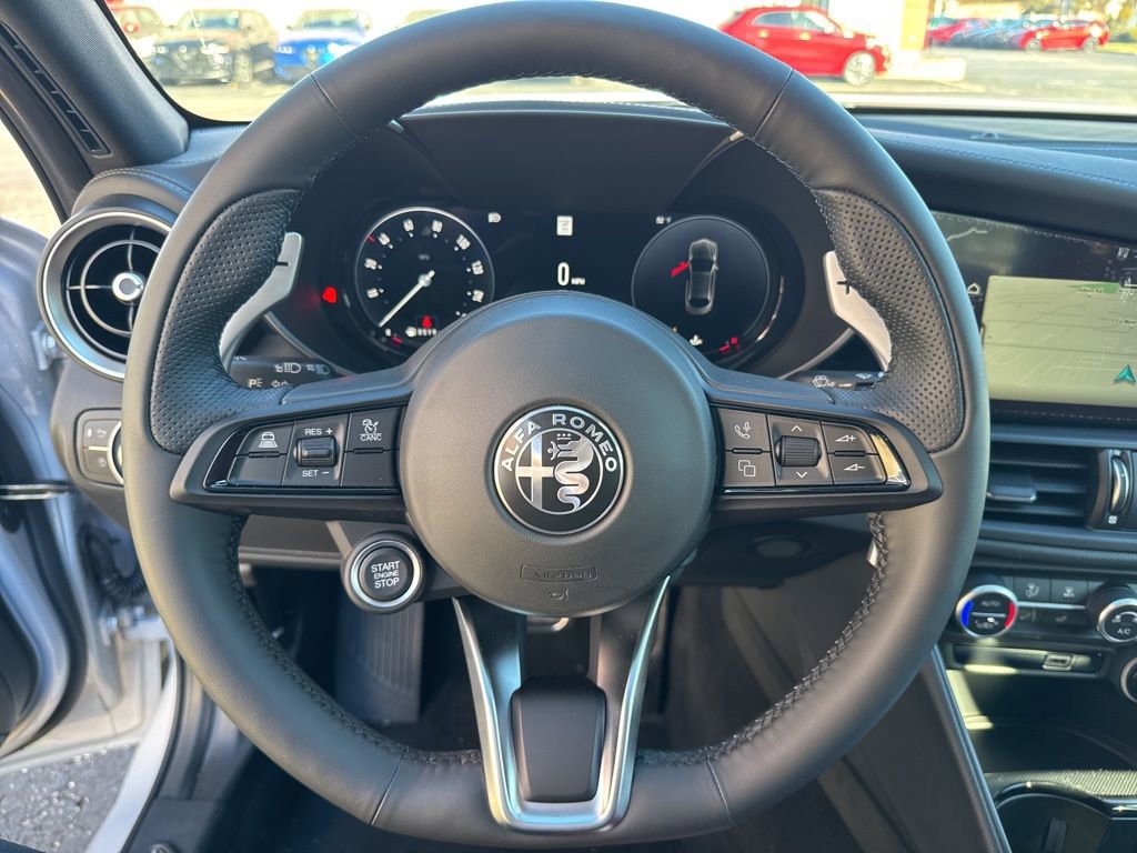 New 2025 Alfa Romeo Giulia AWD image 15