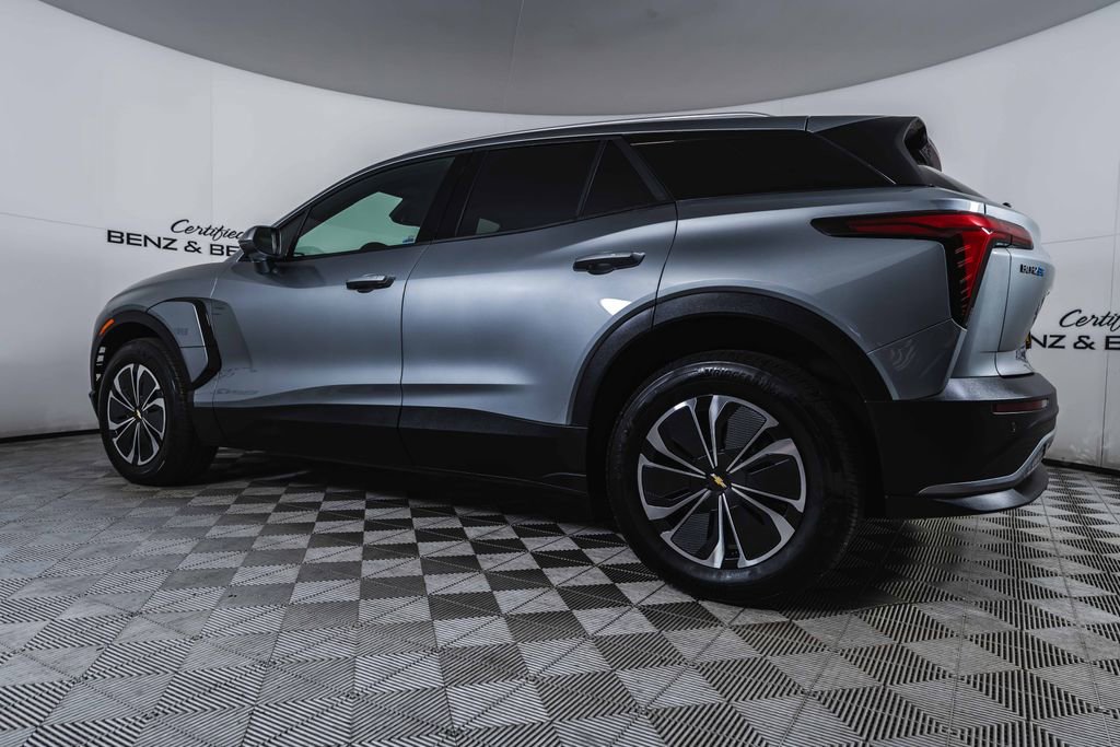 Used 2025 Chevrolet Blazer EV LT image 7