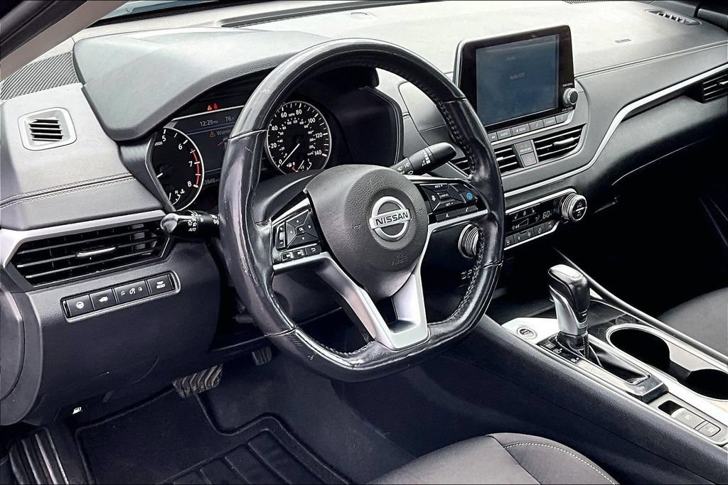 Used 2020 Nissan Altima 2.5 SV FWD image 7