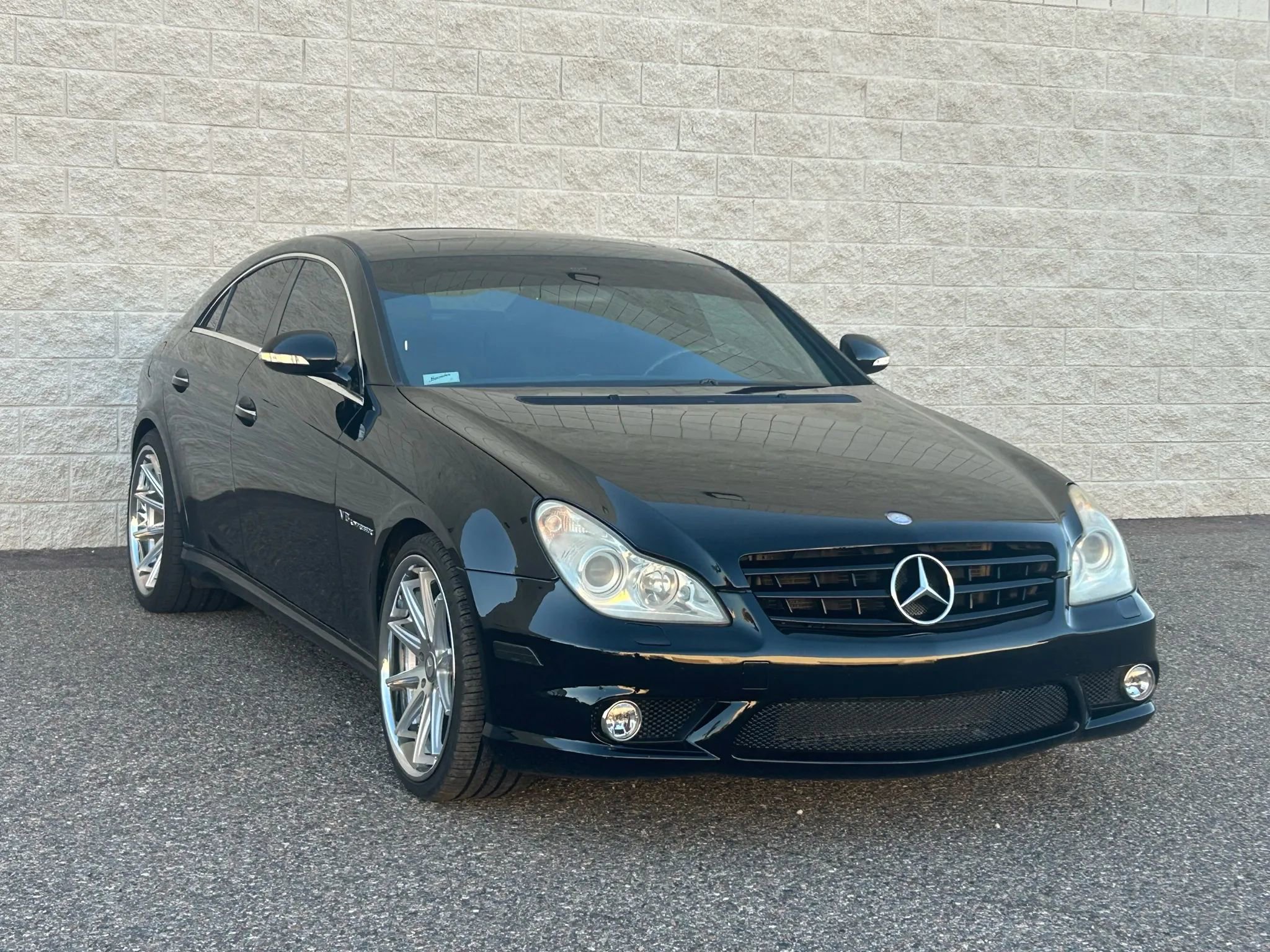 Used 2006 Mercedes-Benz CLS 55 AMG image 3