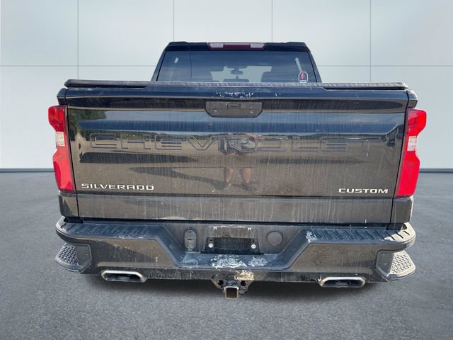 Used 2021 Chevrolet Silverado 1500 Custom Trail Boss AWD/4WD image 3