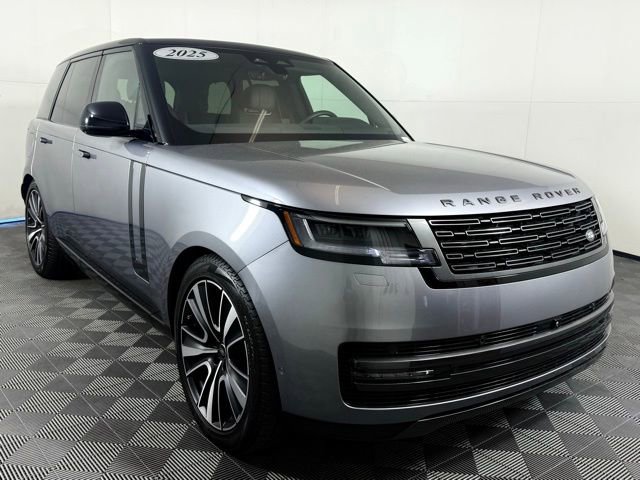 Used 2025 Land Rover Range Rover SE image 7