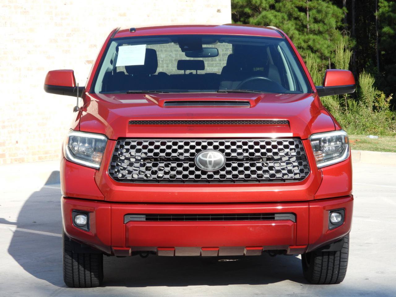 Used 2018 Toyota Tundra CrewMax SR5 w/ TRD Sport Package RWD image 48