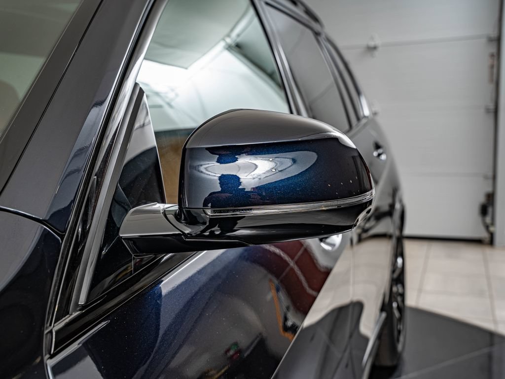New 2027 BMW X7 xDrive40i w/ Executive Package AWD/4WD image 9