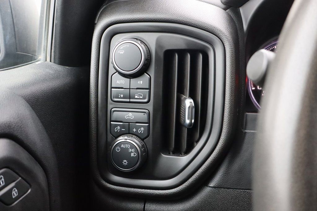 Used 2021 Chevrolet Silverado 1500 Custom image 8