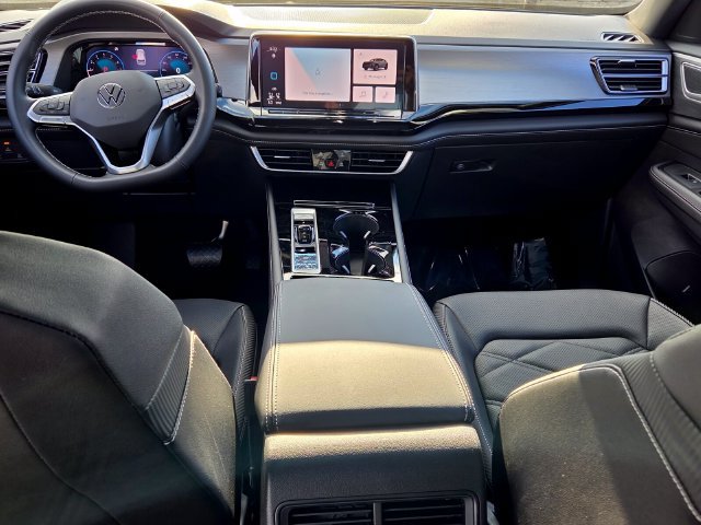 New 2026 Volkswagen Atlas Cross Sport SE FWD image 8