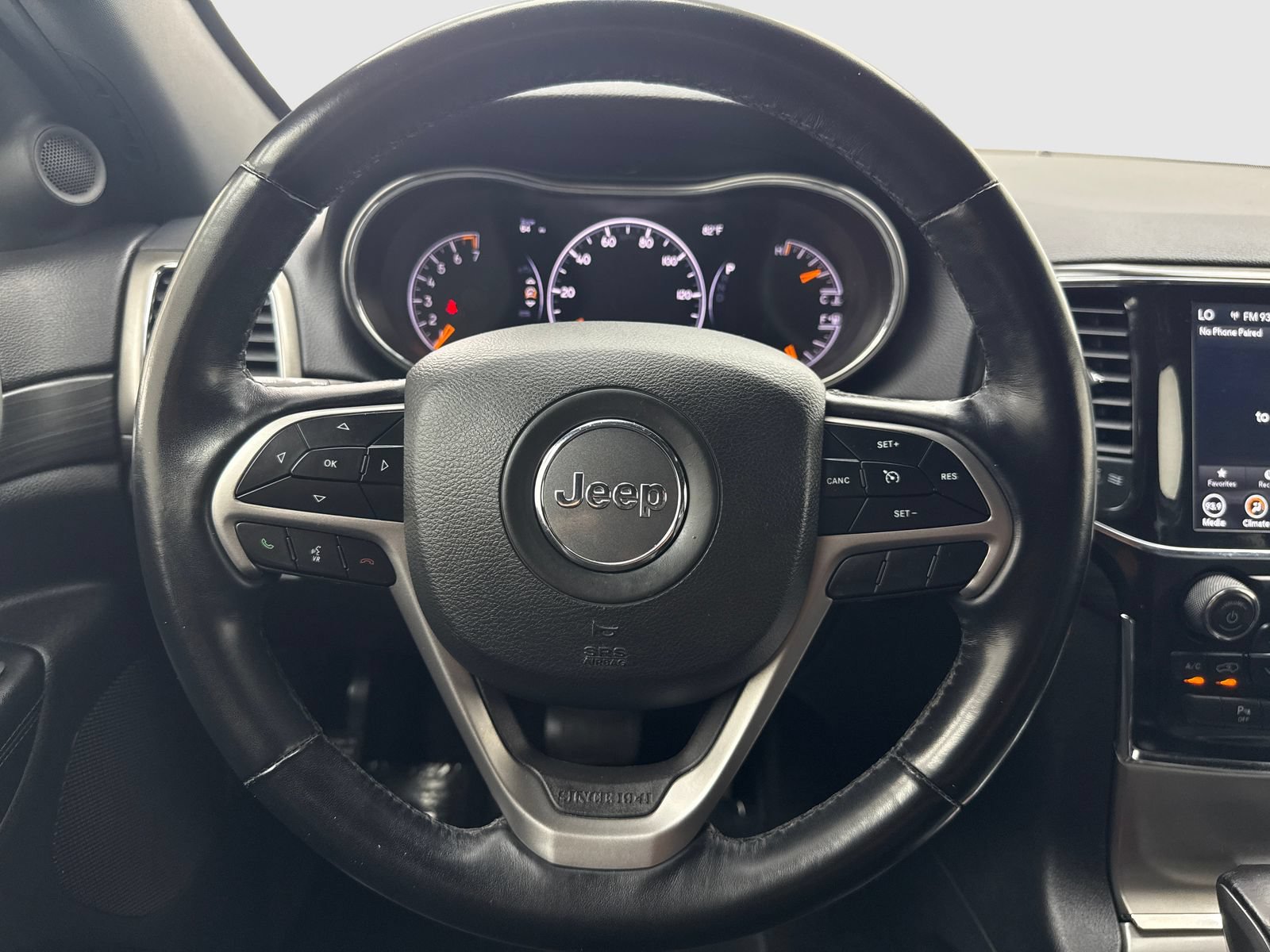 Used 2022 Jeep Grand Cherokee Laredo X RWD image 19