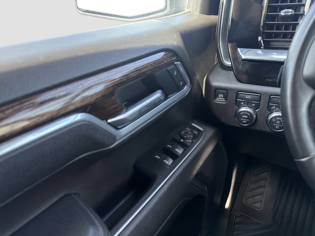 Used 2025 GMC Sierra 1500 Elevation AWD/4WD image 12