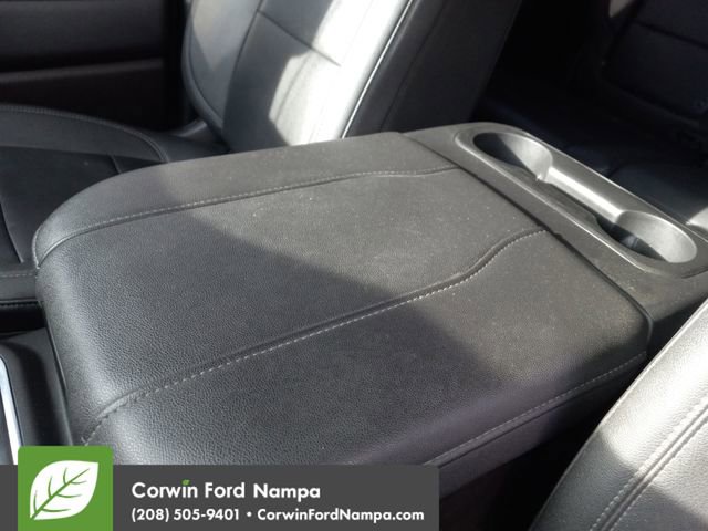 Used 2023 GMC Sierra 2500 SLT w/ SLT Premium Package image 19