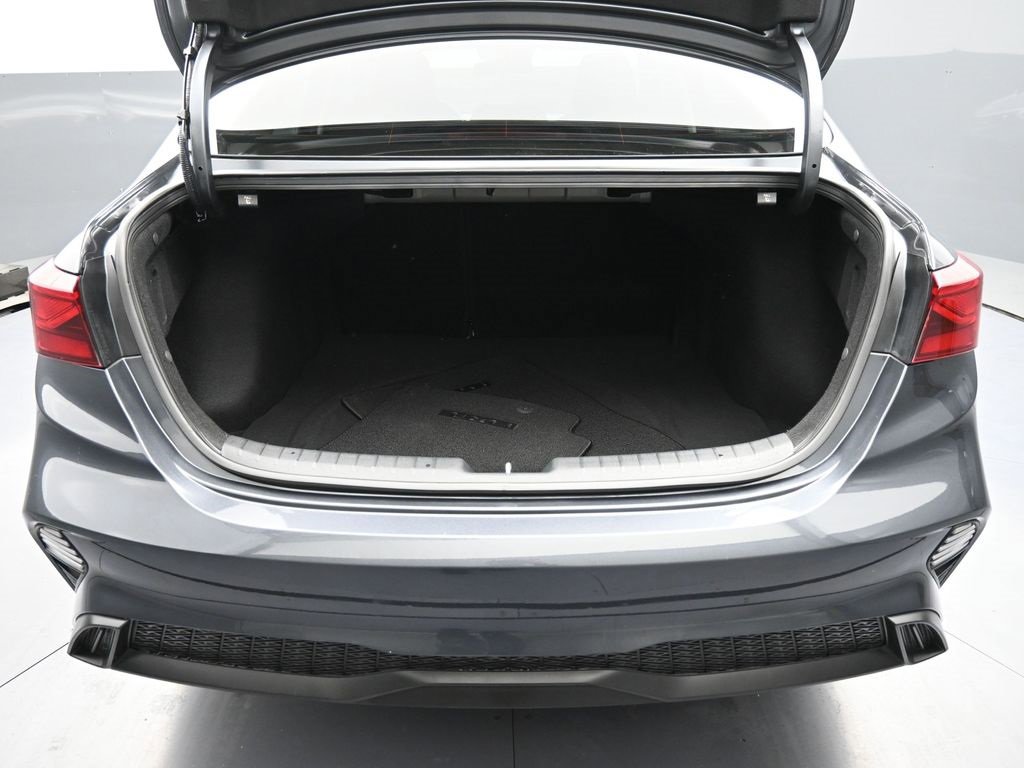 Certified 2022 Kia Forte LXS image 20