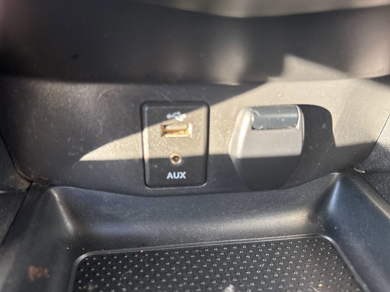 Used 2016 Nissan Rogue S image 13