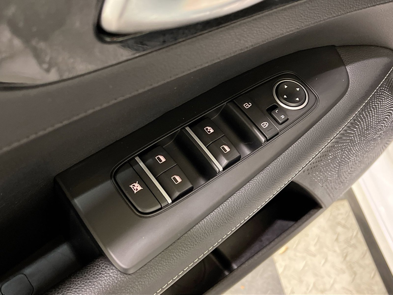 Used 2023 Kia Forte GT-Line image 30