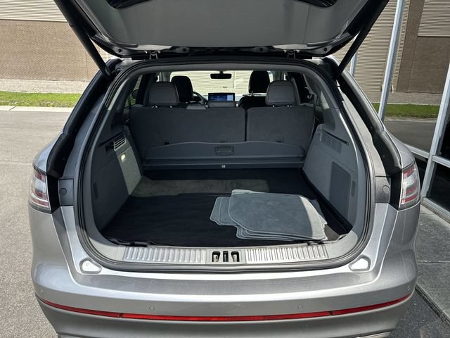 Certified 2022 Lincoln Nautilus Reserve w/ Cargo Utility Package FWD image 25
