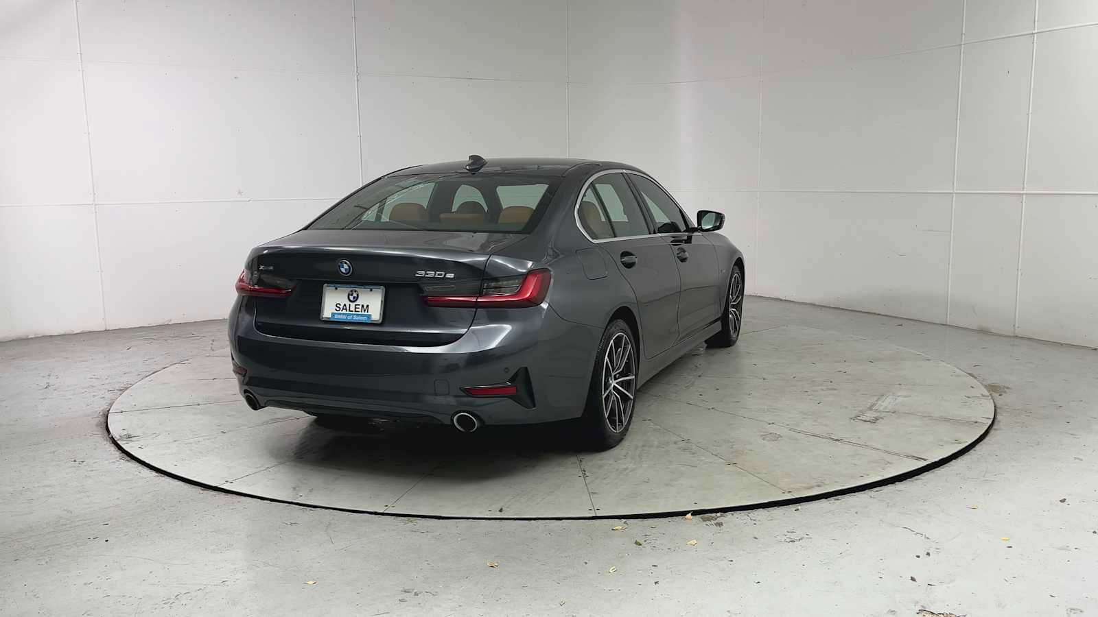 Used 2022 BMW 330e xDrive w/ Premium Package AWD/4WD video 2