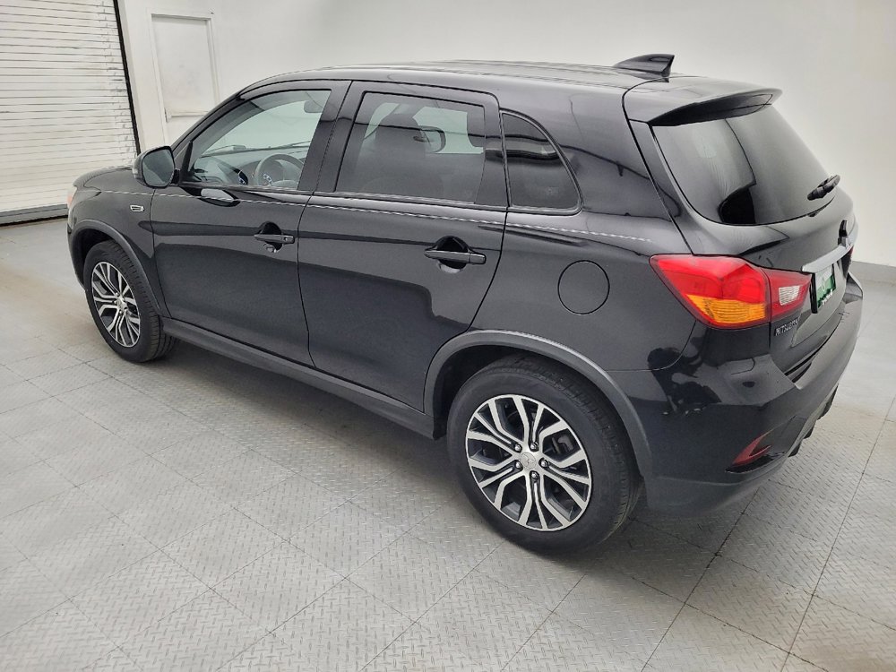 Used 2018 Mitsubishi Outlander Sport ES image 3