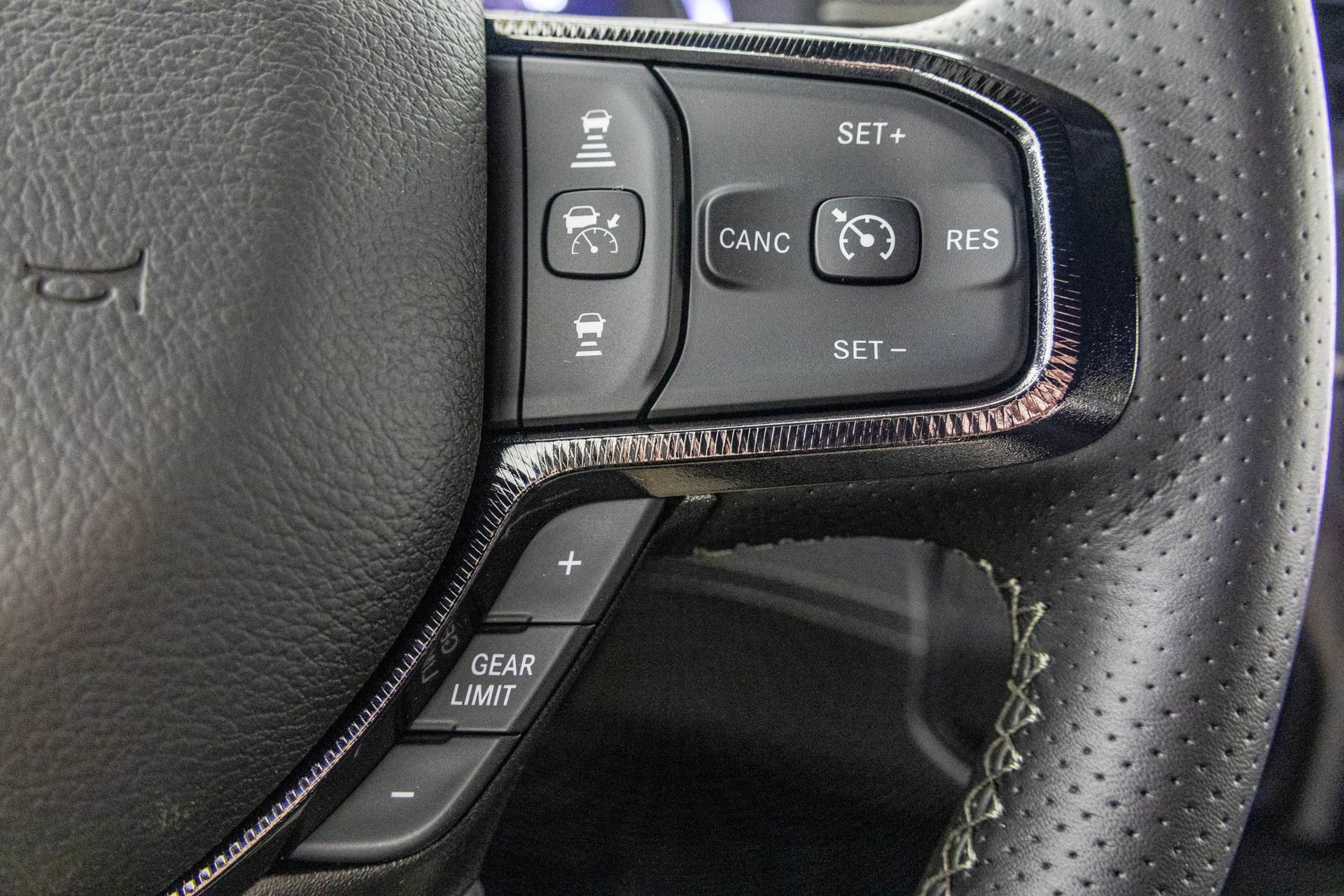 New 2026 RAM 2500 Rebel w/ Rebel Level 2 Equipment Group image 31