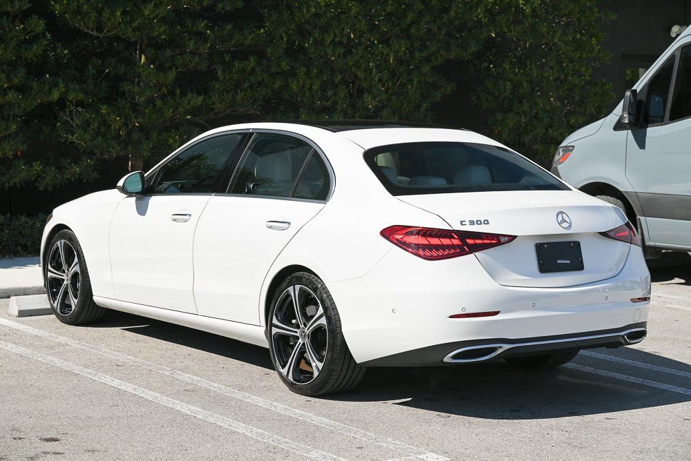 Used 2025 Mercedes-Benz C 300 Sedan image 6