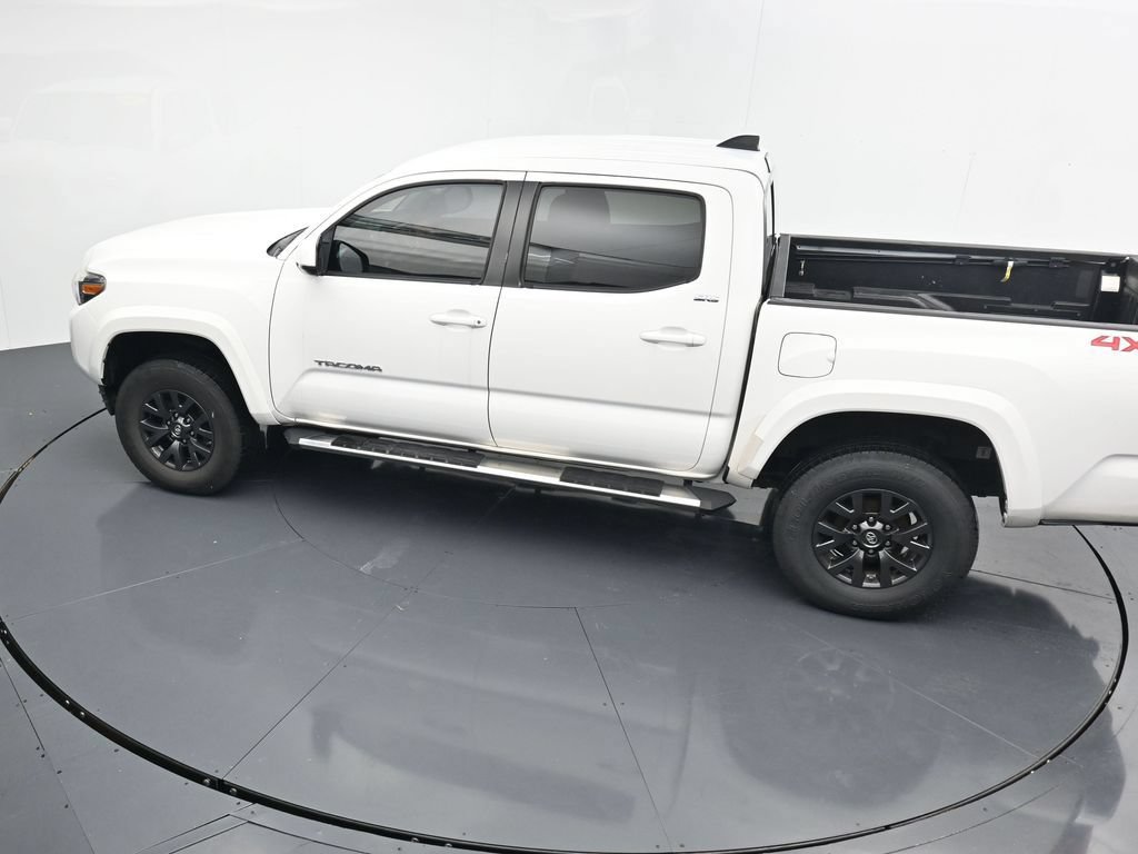 Used 2020 Toyota Tacoma SR5 AWD/4WD image 27