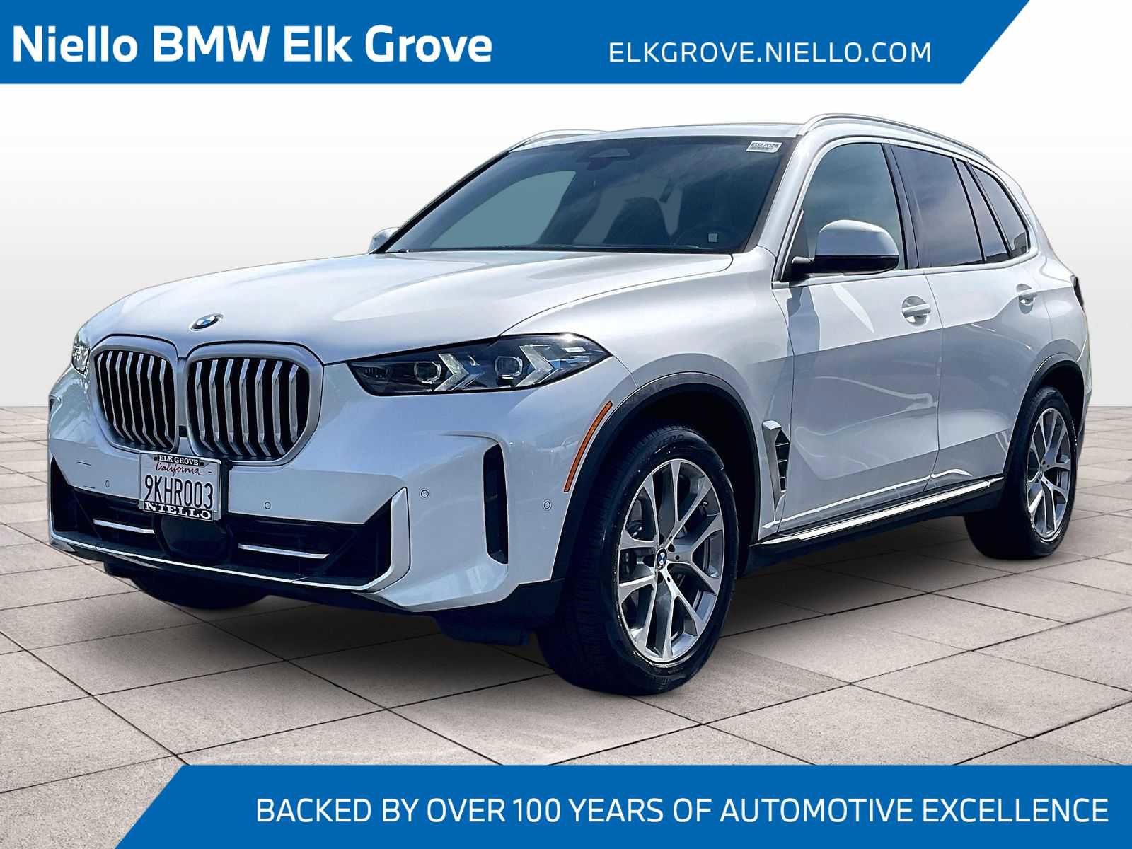 Used 2024 BMW X5 xDrive40i w/ Premium Package AWD/4WD image 1