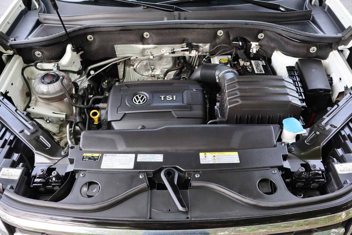 Used 2021 Volkswagen Atlas Cross Sport SE image 37