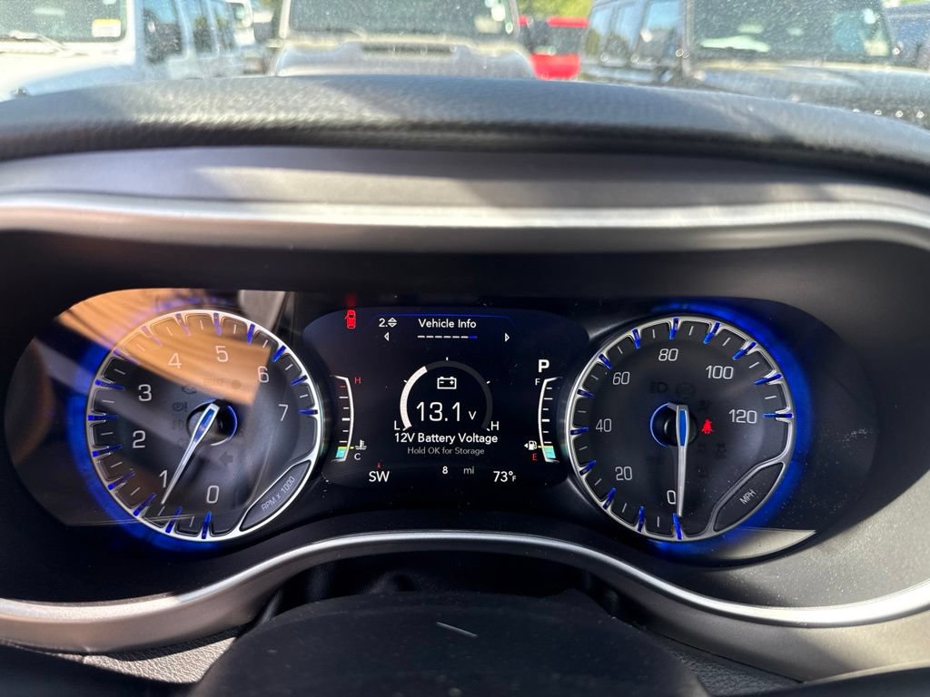 New 2027 Chrysler Pacifica Limited AWD/4WD image 11