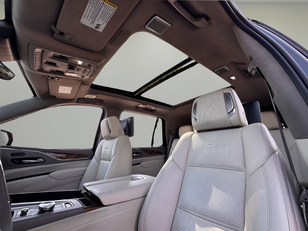 Used 2021 Cadillac Escalade Premium Luxury Platinum AWD/4WD image 15