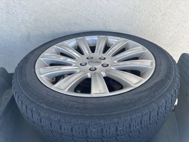 Used 2013 Lincoln MKX FWD image 40