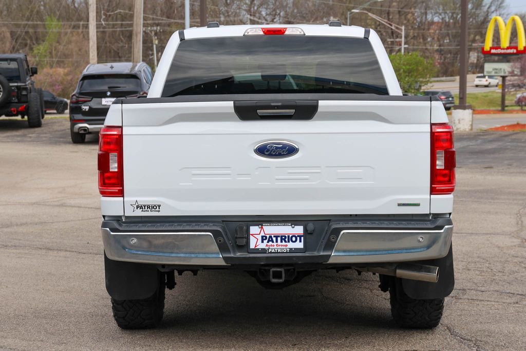 Used 2022 Ford F150 XLT w/ XTR Package AWD/4WD image 4