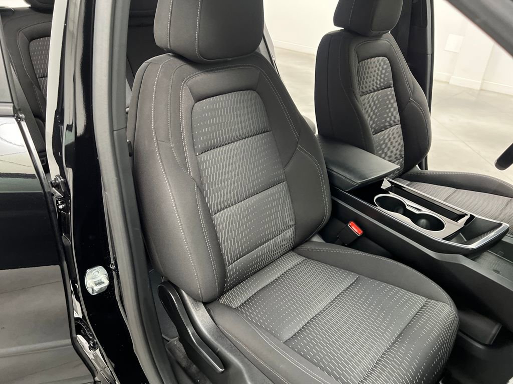 Used 2025 Chevrolet Equinox LT image 22