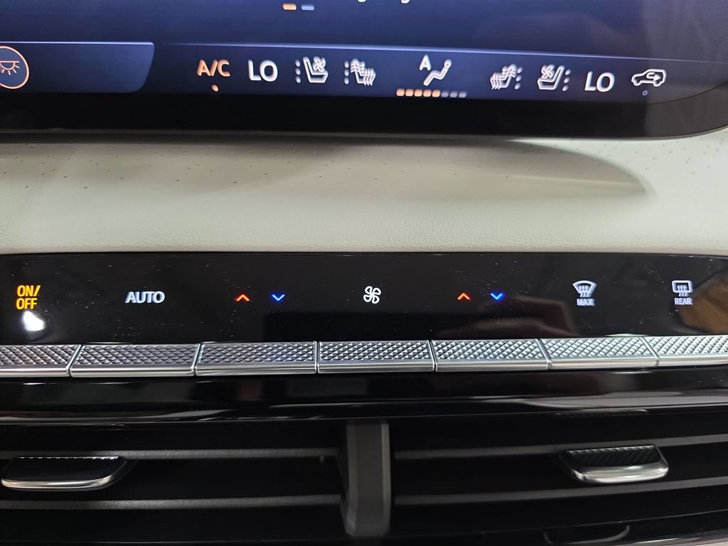 New 2026 Buick Enclave Avenir w/ Super Cruise Package AWD/4WD image 21